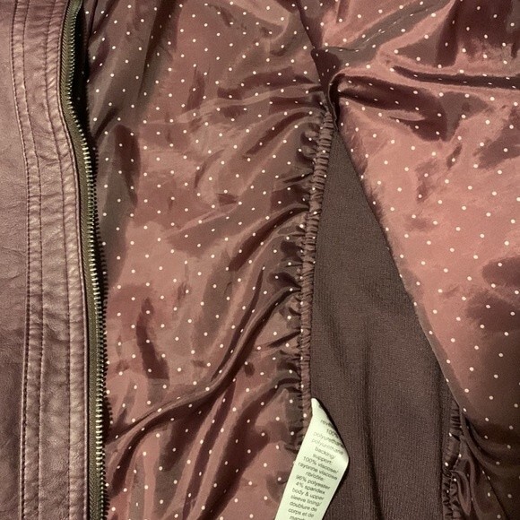 MAURICE’S WOMEN FAUX LEATHER JACKET—brown/burgundy purple color size M‎ - Picture 6 of 9